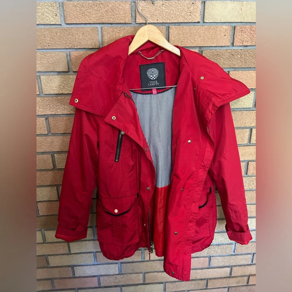 Vince Camuto Red Windbreaker Soft Shell Zip Up Jacket Women’s Size Large - Picture 3 of 10